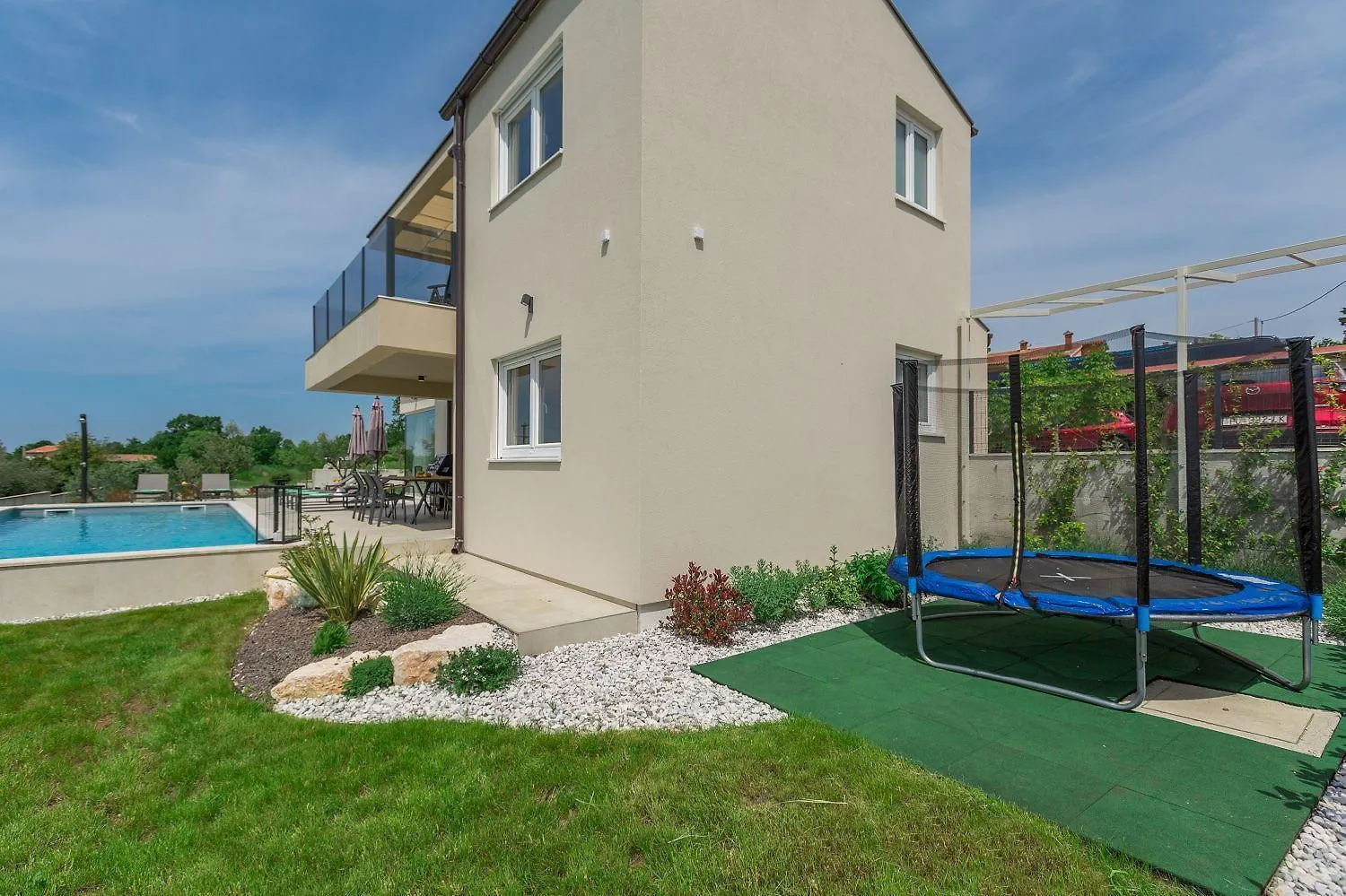 Višnjan Neue Und Hundefreundliche Villa Mit Panorama-Meerblick, Privatpool, Grillbereich, Babybett, Waschmaschine בית נופש